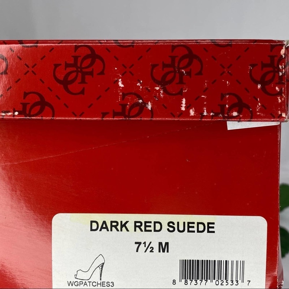 GUESS  CLASSY SUEDE OPEN TOE RED /PURPLE SUEDE 4” HEELS PEEP TOE 7.5 - Picture 5 of 6